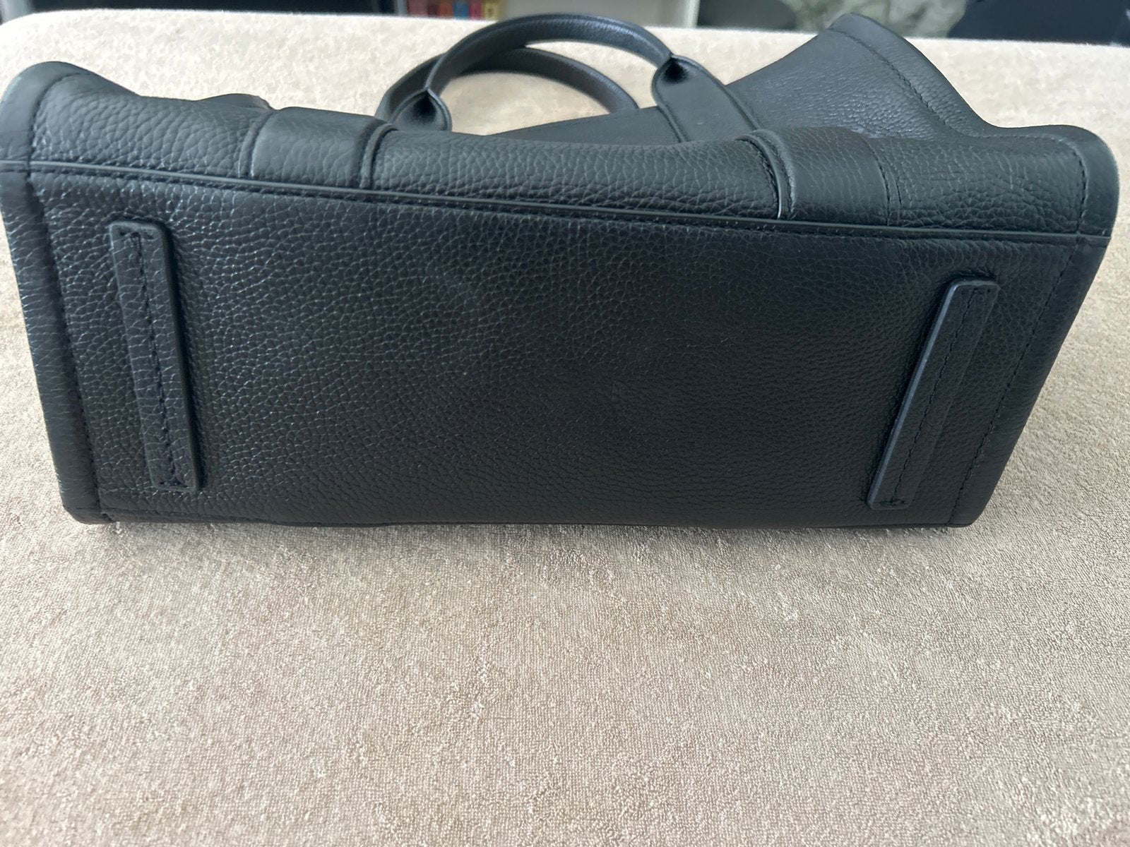 Marc Jacobs The Tote Bag Leer Zwart medium, Sieraden, Tassen en Uiterlijk, Tassen | Damestassen, Ophalen of Verzenden, Zo goed als nieuw
