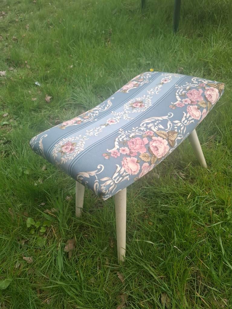 Haardbankje met originele vintage stof, Ophalen, Rechthoekig, Stof, Minder dan 50 cm