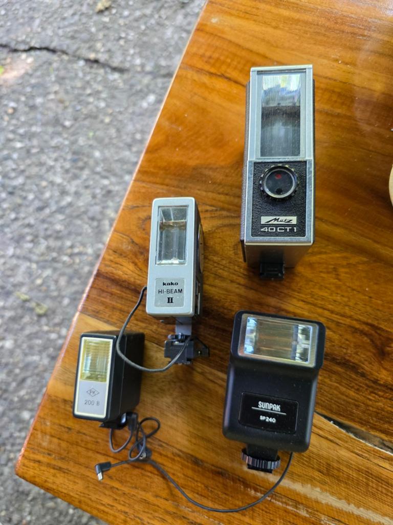 4 flitsers voor oude camera's - Metz, Kako, Sunpak, Ophalen of Verzenden