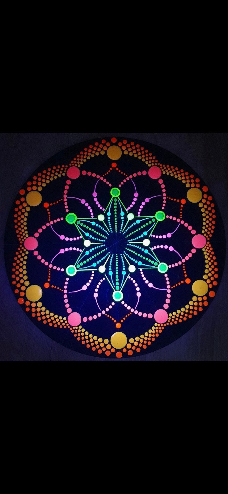 Unieke Mandala Dot Art Schilderij - Glow in the Dark, Acrylverf, Abstract, Overige ondergronden, Ophalen of Verzenden