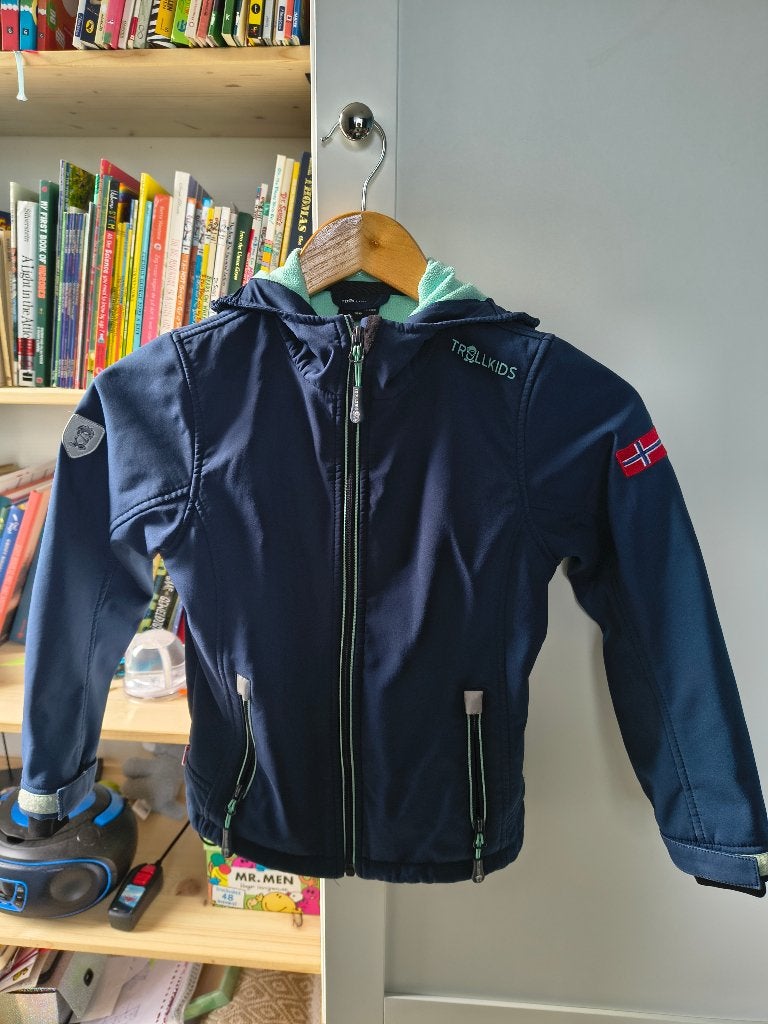 Trollkids softshell jas - donkerblauw, Gebruikt, Jongen of Meisje, Trollkids, Ophalen of Verzenden