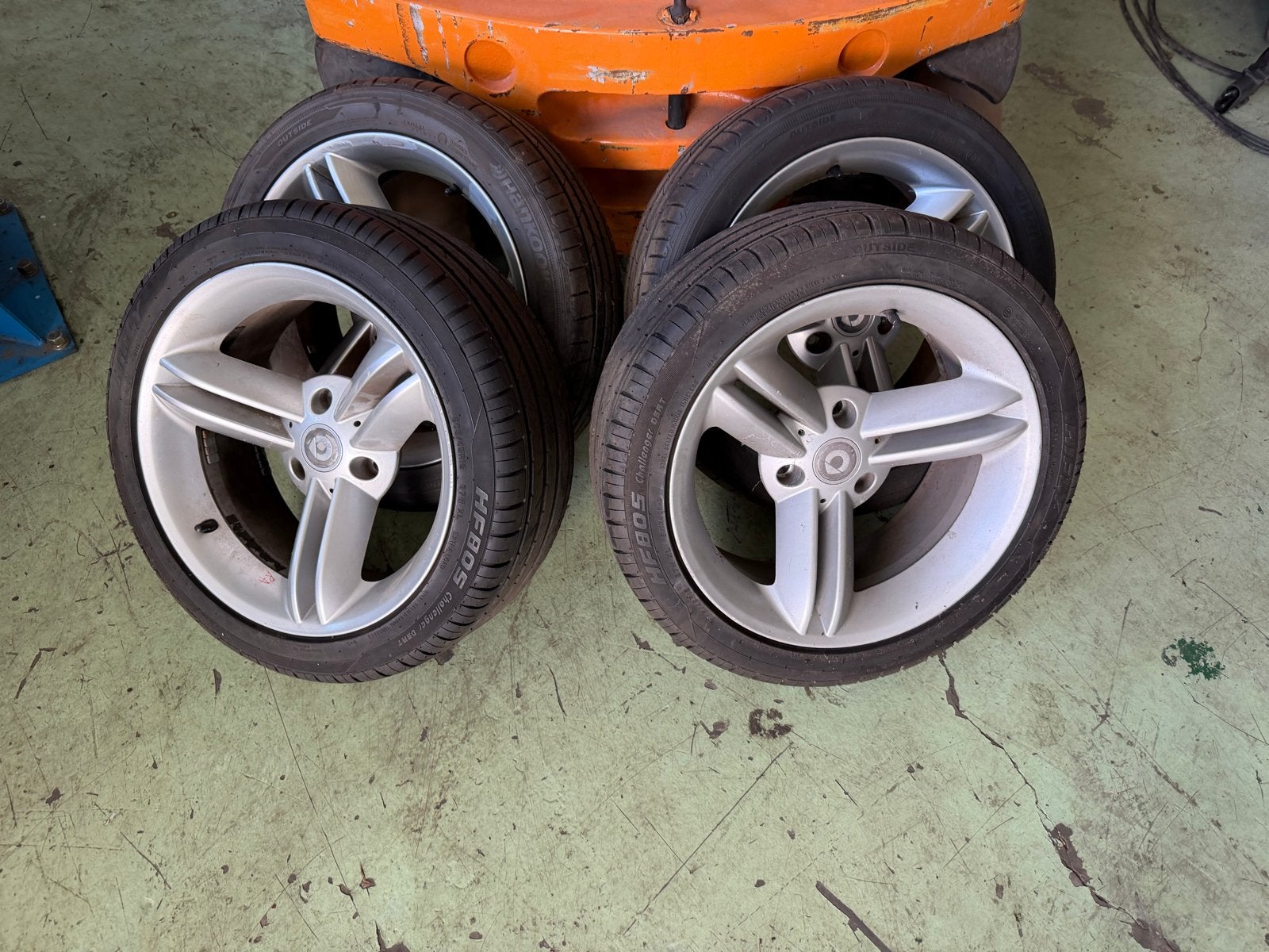 Smart Roadster 16 inch Spikeline breedset velgen, Ophalen, Smart, Na, Na