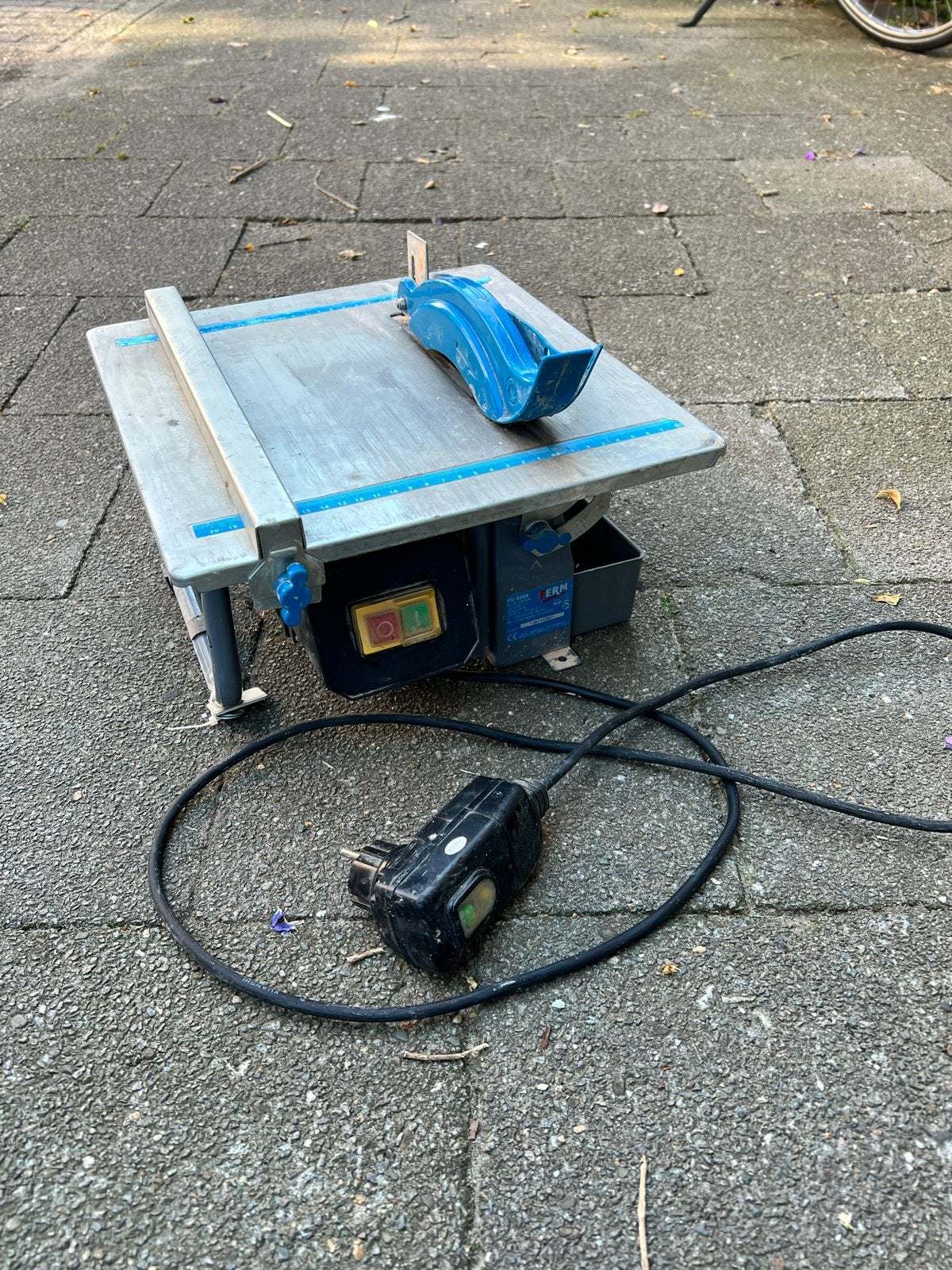FERM FTZ-600N Tegelzaagmachine - Gebruikt, Ophalen, Gebruikt, Overige typen, 30 tot 70 mm