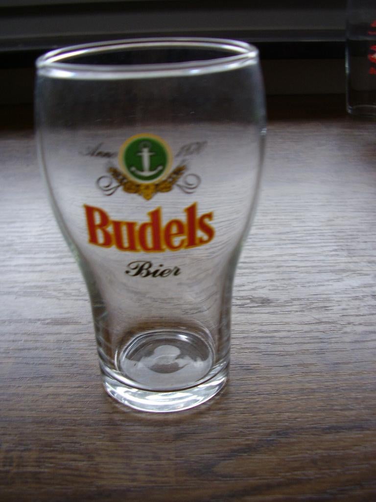 Bierglas Budels bier, Verzamelen, Biermerken, Verzenden, Zo goed als nieuw, Glas of Glazen, Overige merken