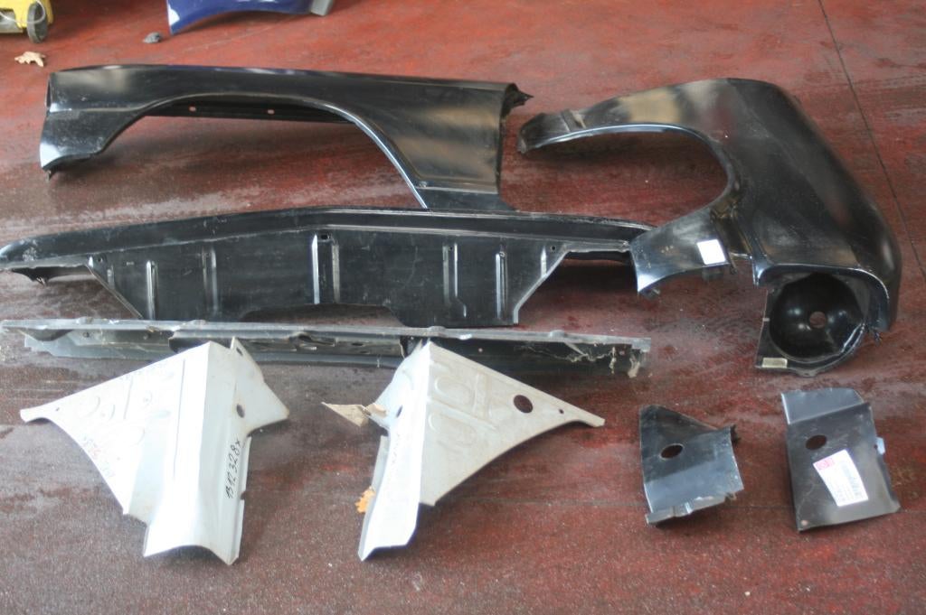 Kadett B rallye sport front + 2x zijscherm * New old stock, Ophalen, Opel, Spatbord, Nieuw