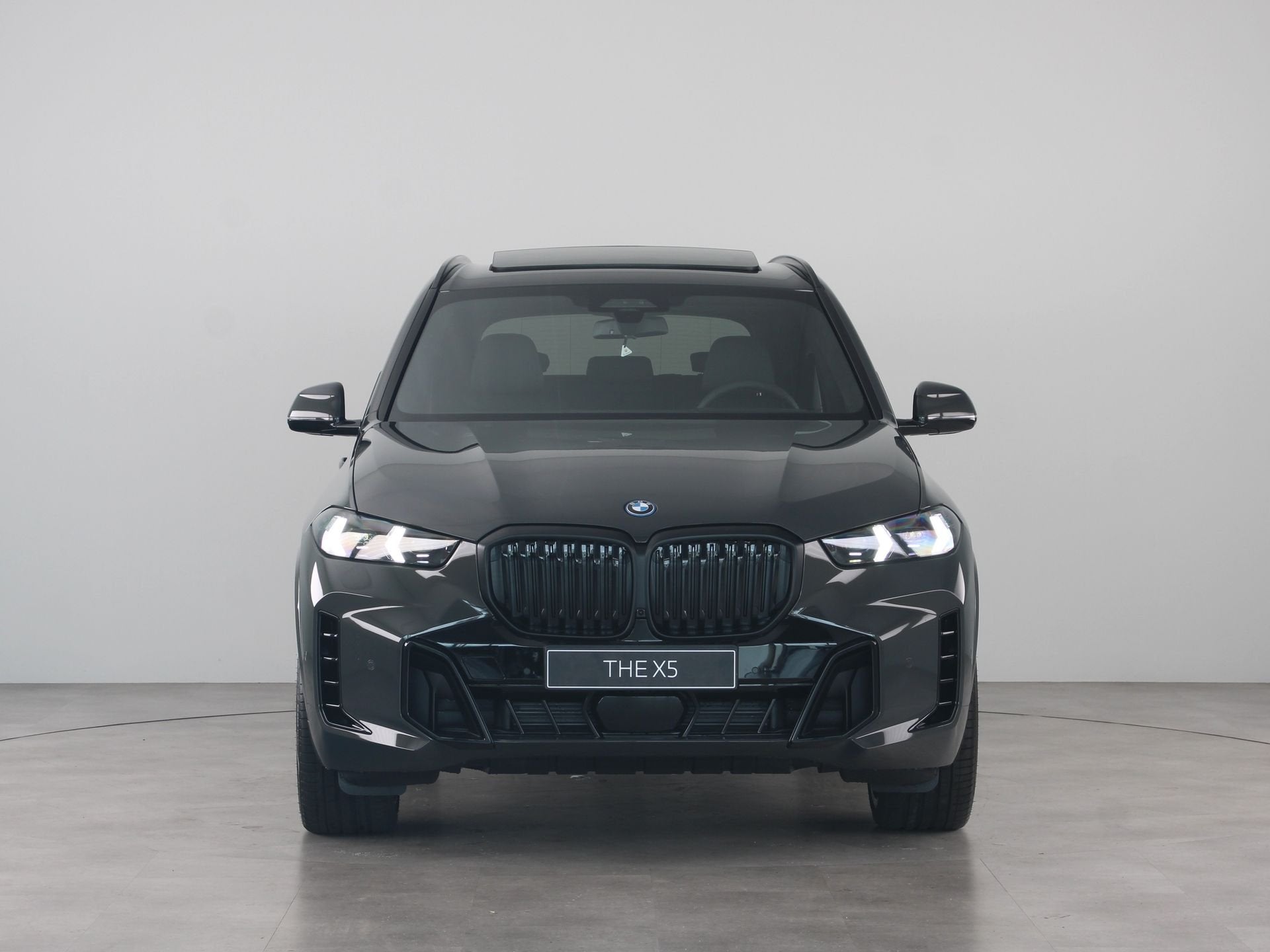 BMW X5 xDrive50e (bj 2026, automaat), Auto's, 2395 kg, Met garantie (alle), Overige brandstoffen, Bedrijf