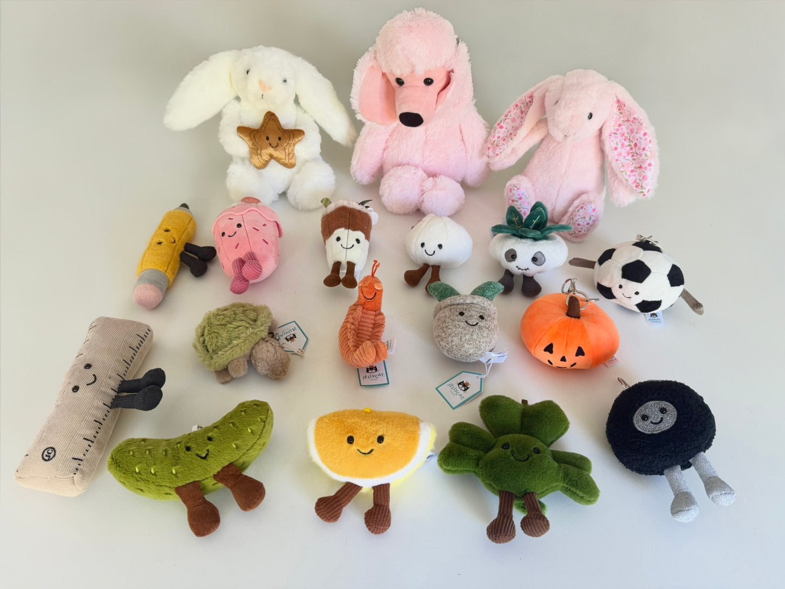 18 x bag charms en Jellycat stijl knuffels, Ophalen of Verzenden, Nieuw
