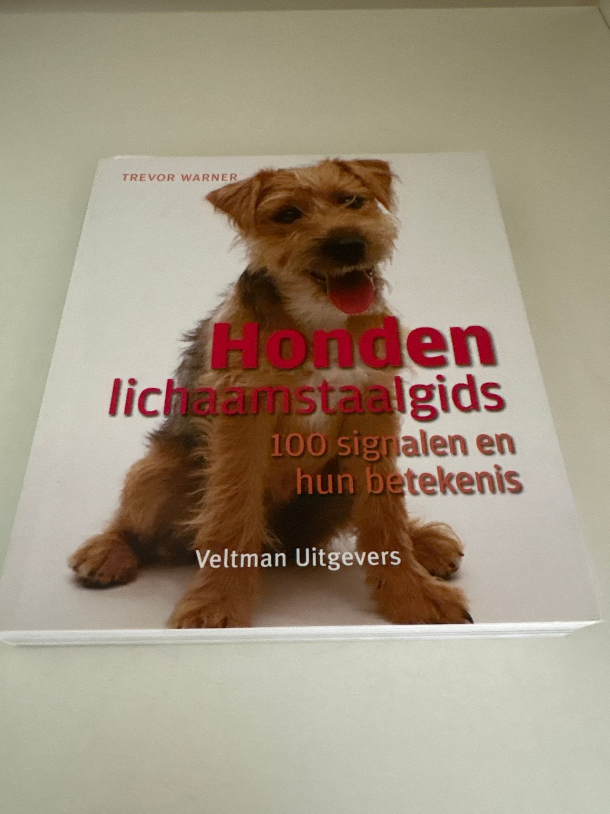 Honden Lichaamstaalgids: 100 signalen en hun betekenis, Ophalen of Verzenden, Zo goed als nieuw, Honden