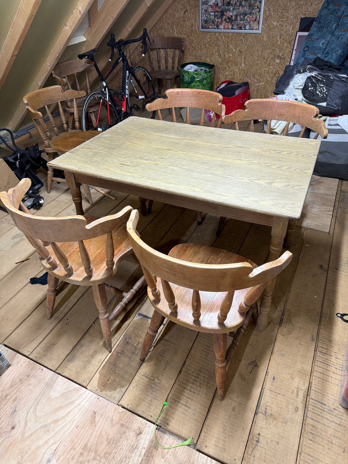 Houten tafel met 4 stoelen, Ophalen, Gebruikt, Bruin, Vier
