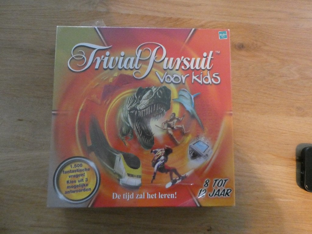 Spel Trivial Pursuit voor kinderen mooi voor Sinterklaas, Vijf spelers of meer, Ophalen of Verzenden, Nieuw, Hasbro