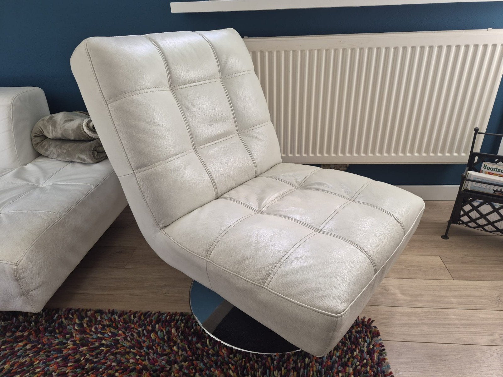 Wit leren draaistoel, Ophalen, Gebruikt, 50 tot 75 cm, Leer