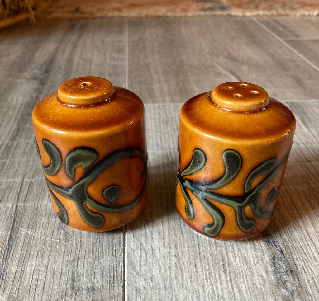 2 Vintage keramiek retro peper en zoutstel Katela aardewerk, Verzamelen, Ophalen of Verzenden, Huis en Inrichting