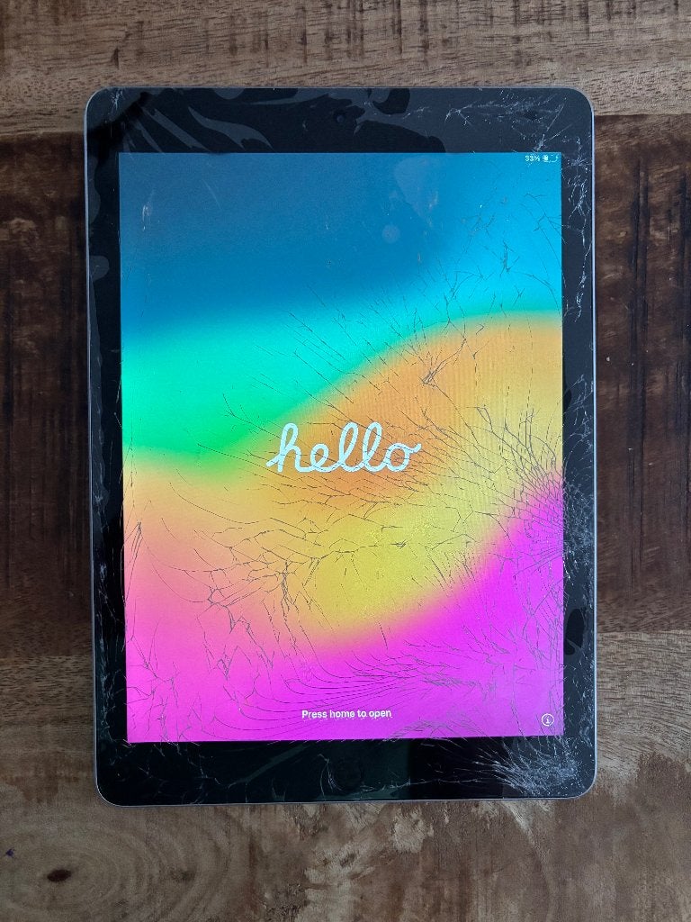 Apple iPad 6 met gebarsten scherm - Werkt nog!, Computers en Software, 10 inch, Gebruikt, 32 GB, Apple iPad