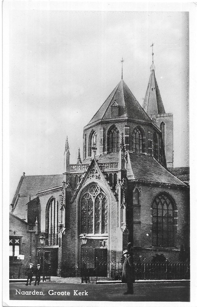 AK Naarden - Groote Kerk., Verzamelen, Ansichtkaarten | Nederland, Verzenden, 1940 tot 1960, Noord-Holland