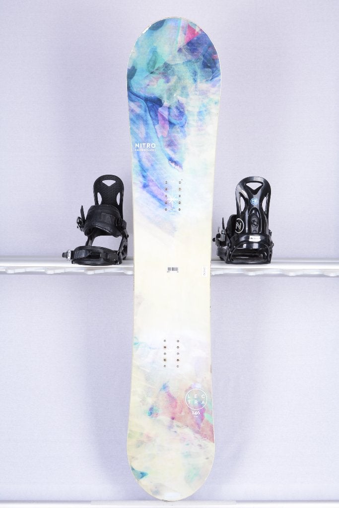 138 146 dames snowboard NITRO LECTRA, All mountain, Verzenden, Gebruikt, Board