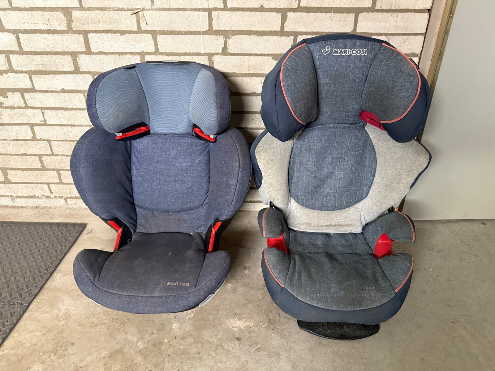 2 Maxi-Cosi autostoeltjes, waarvan 1 met Isofix, Ophalen, Autogordel of Isofix, Gebruikt, 15 t/m 36 kg