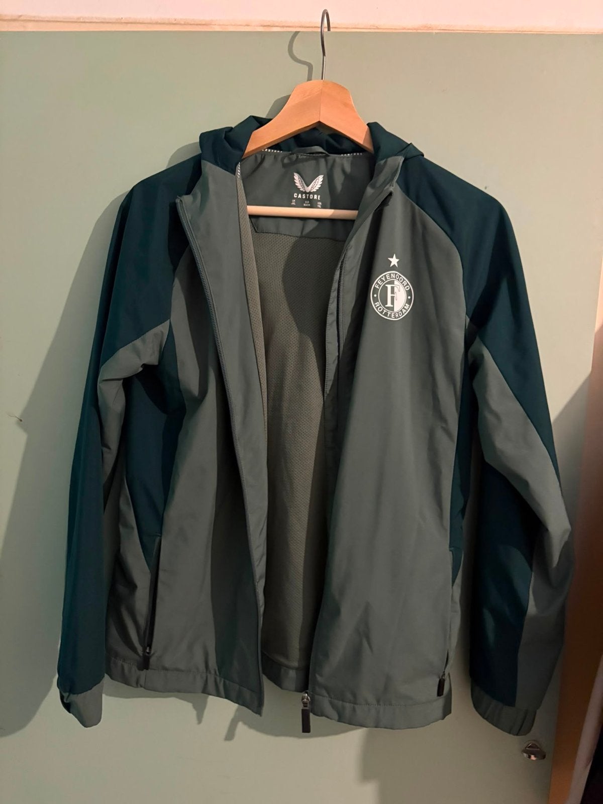Castore Feyenoord Trainingsjack - Groen/Grijs maat 164, Ophalen of Verzenden, Zo goed als nieuw, Overige maten, Groen