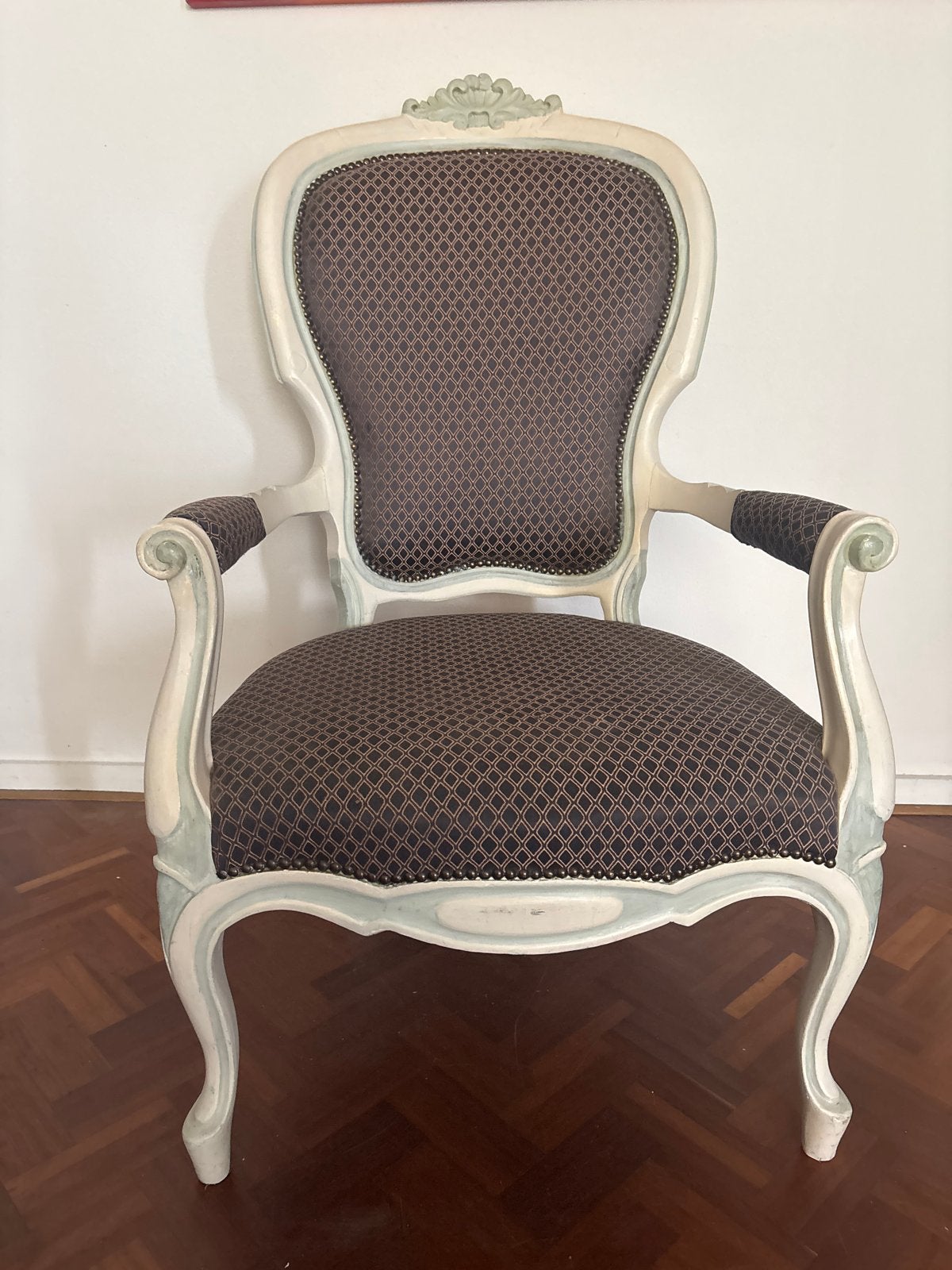 Elegante Barok Fauteuil - Wit met Donker Patroon, Ophalen