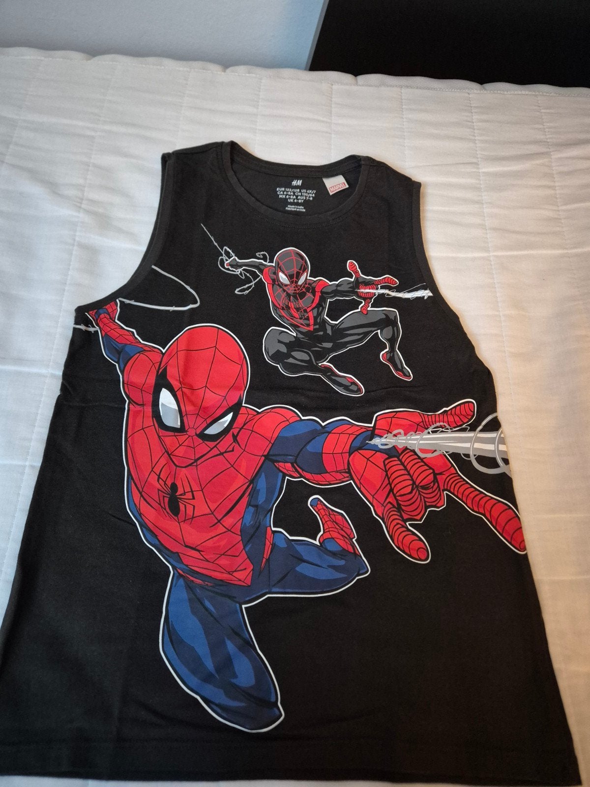 H&M Spiderman mouwloos shirt maat 122/128, Ophalen of Verzenden, Shirt of Longsleeve, Jongen, Marvel