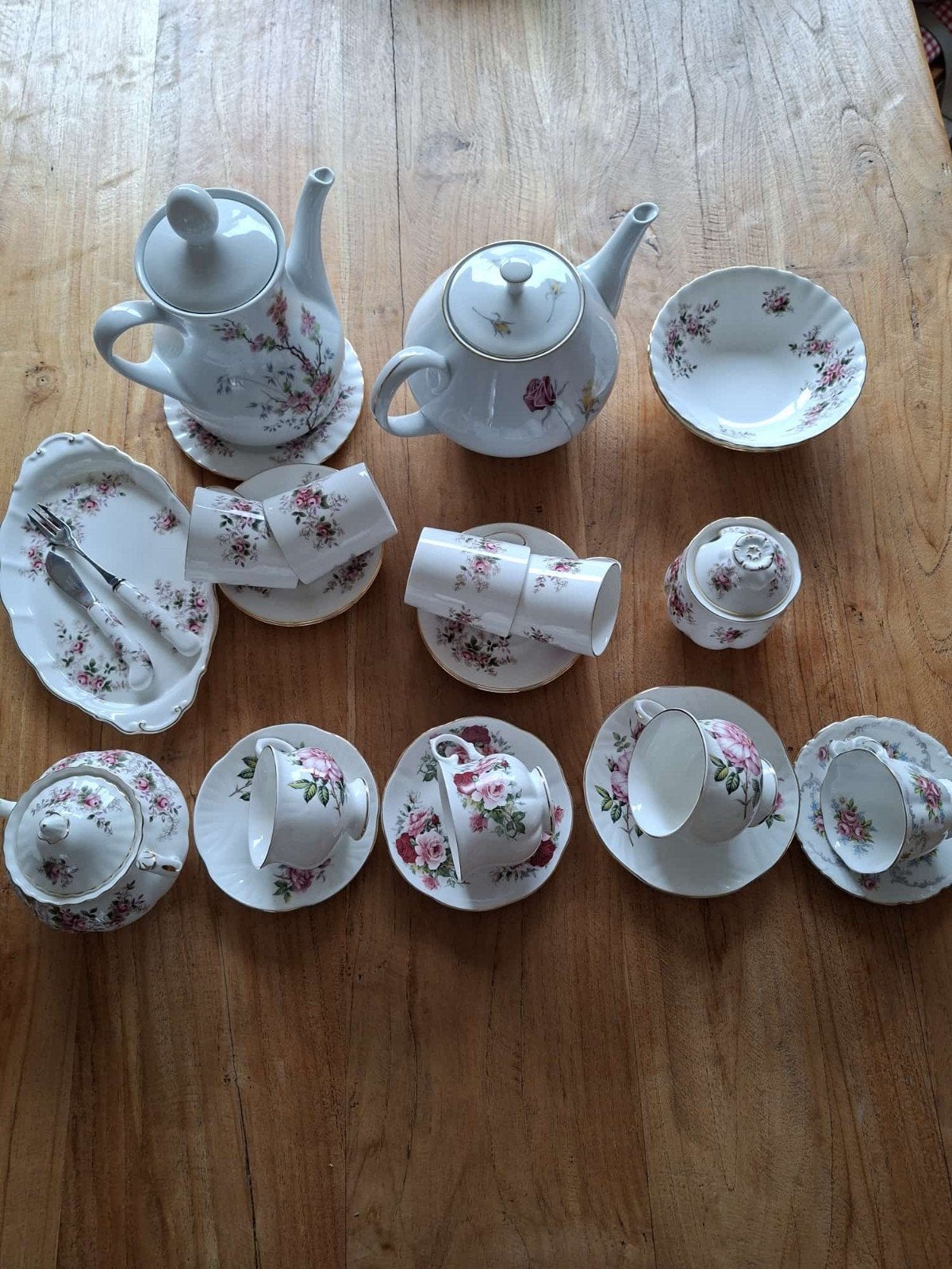 Royal Albert servies, Ophalen