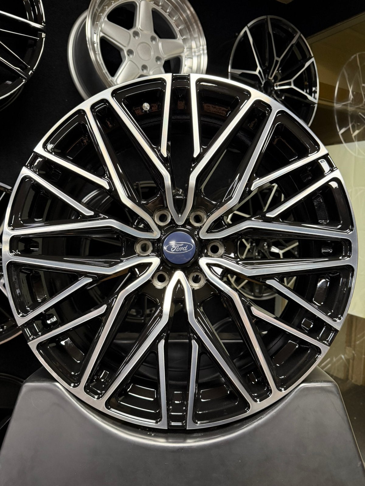 20 inch velgen voor Ford Transit Custom 6x120 sport nieuw