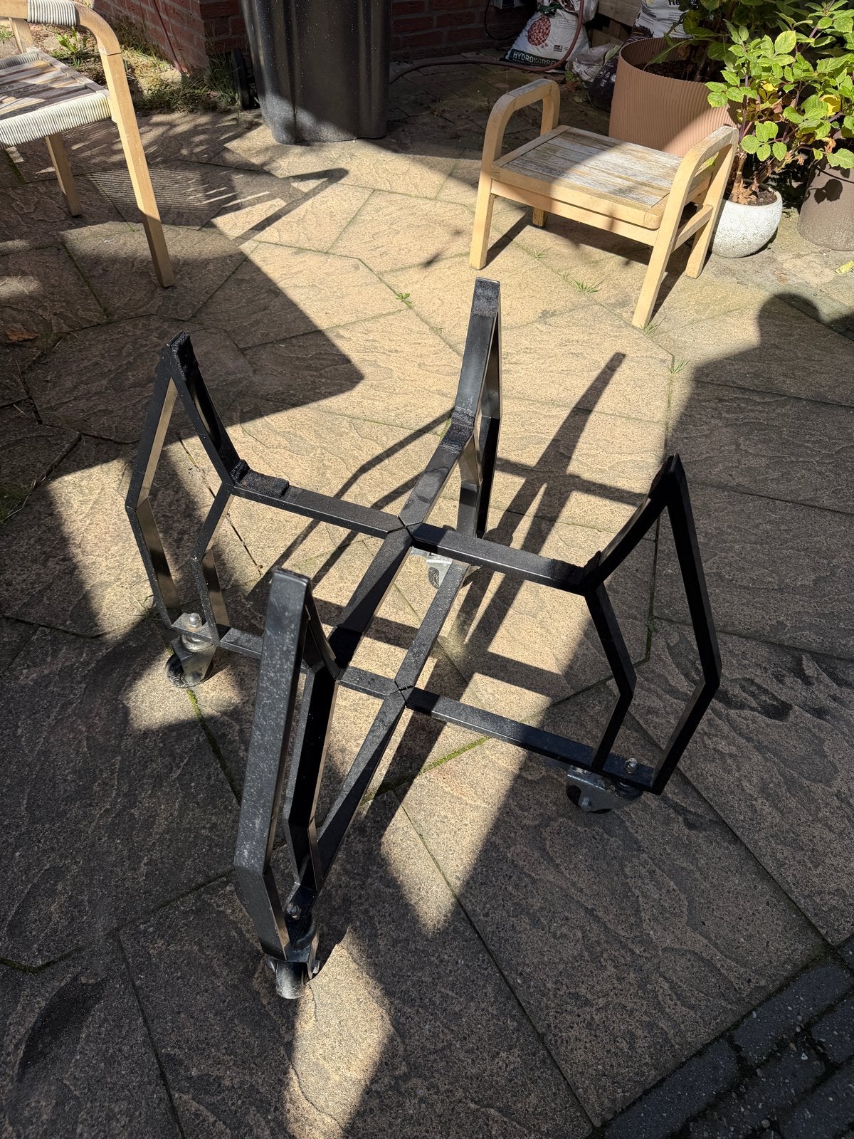 Grill Guru Large Kamado tafeltjes en onderstel met wielen, Tuin en Terras, Ophalen, Gebruikt