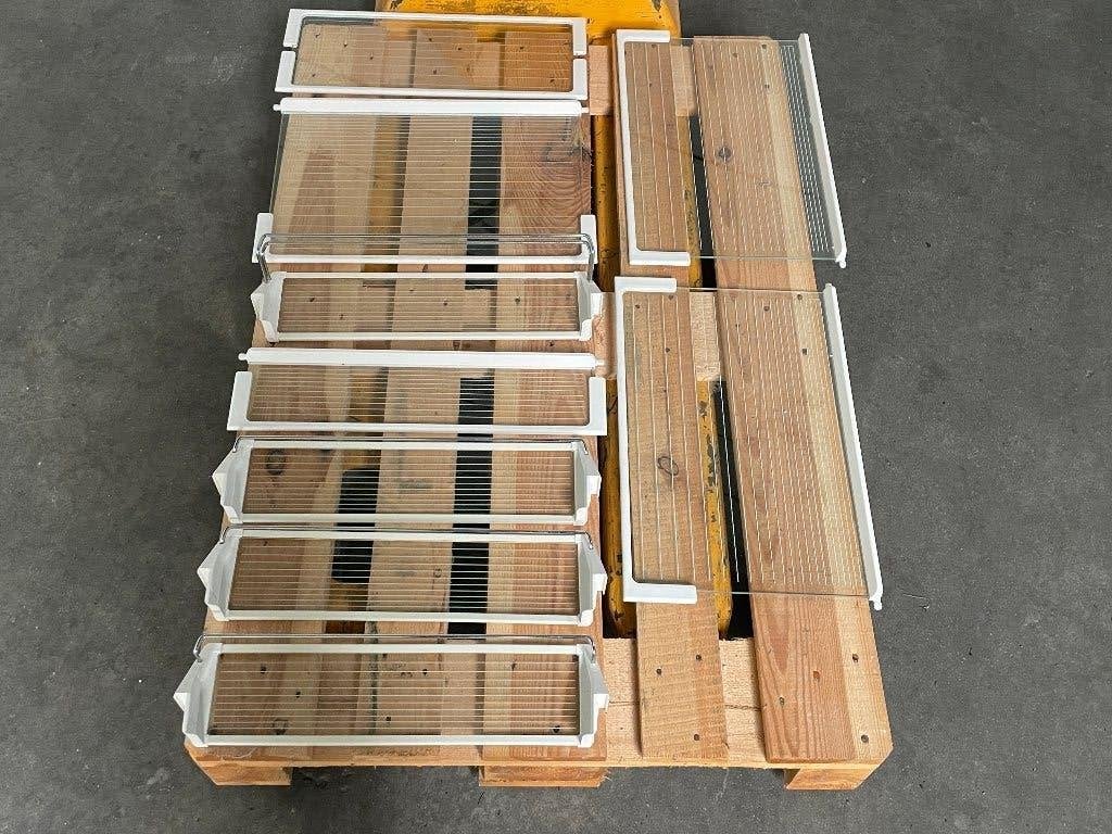 Miele koelkast K1443-S6 ONDERDELEN K1443 S6 Groentelade, Ophalen, Zonder vriesvak, 160 cm of meer, Minder dan 75 liter