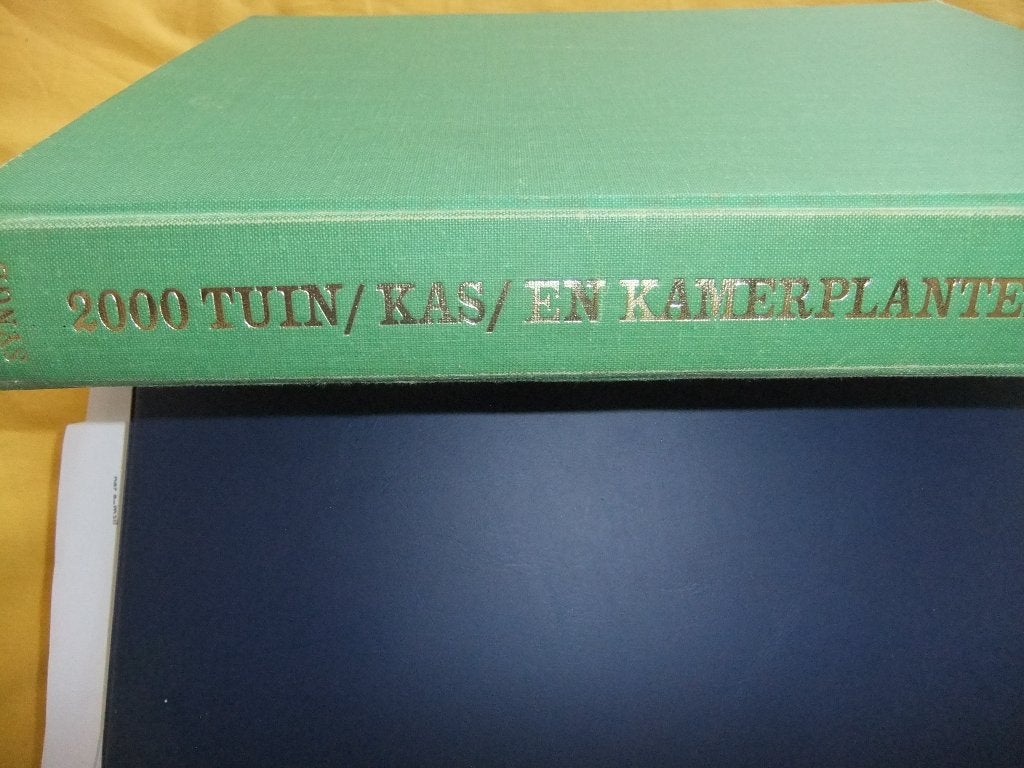 2000 tuin/kas/kamerplanten boek, Overige onderwerpen, Geschikt voor kinderen, Ophalen, Onbekend