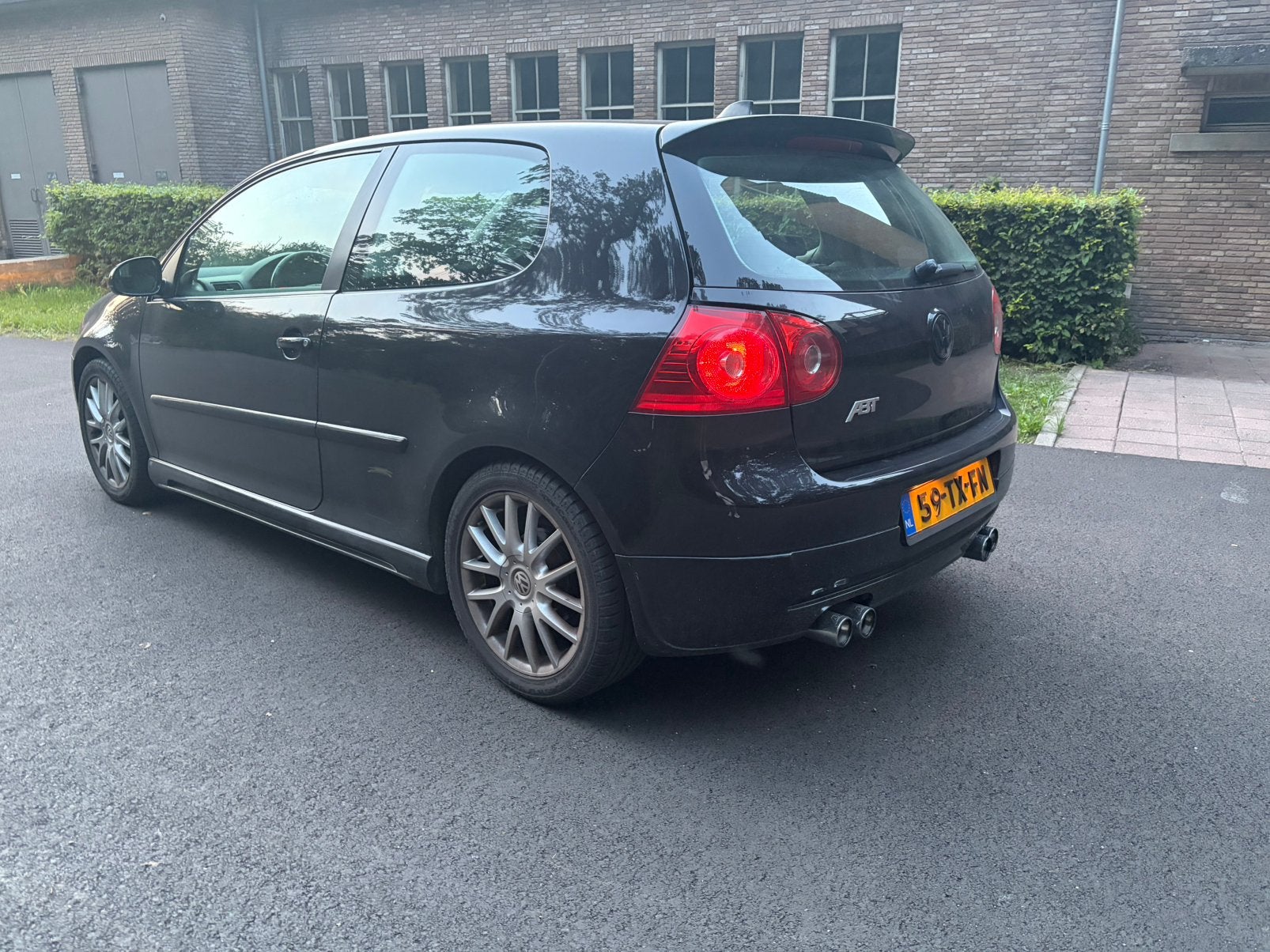 Volkswagen Golf 1.6 16V FSI 85KW 2007 Zwart, Auto's, Volkswagen, Voorwielaandrijving, 15 km/l, 4 cilinders, 620 kg