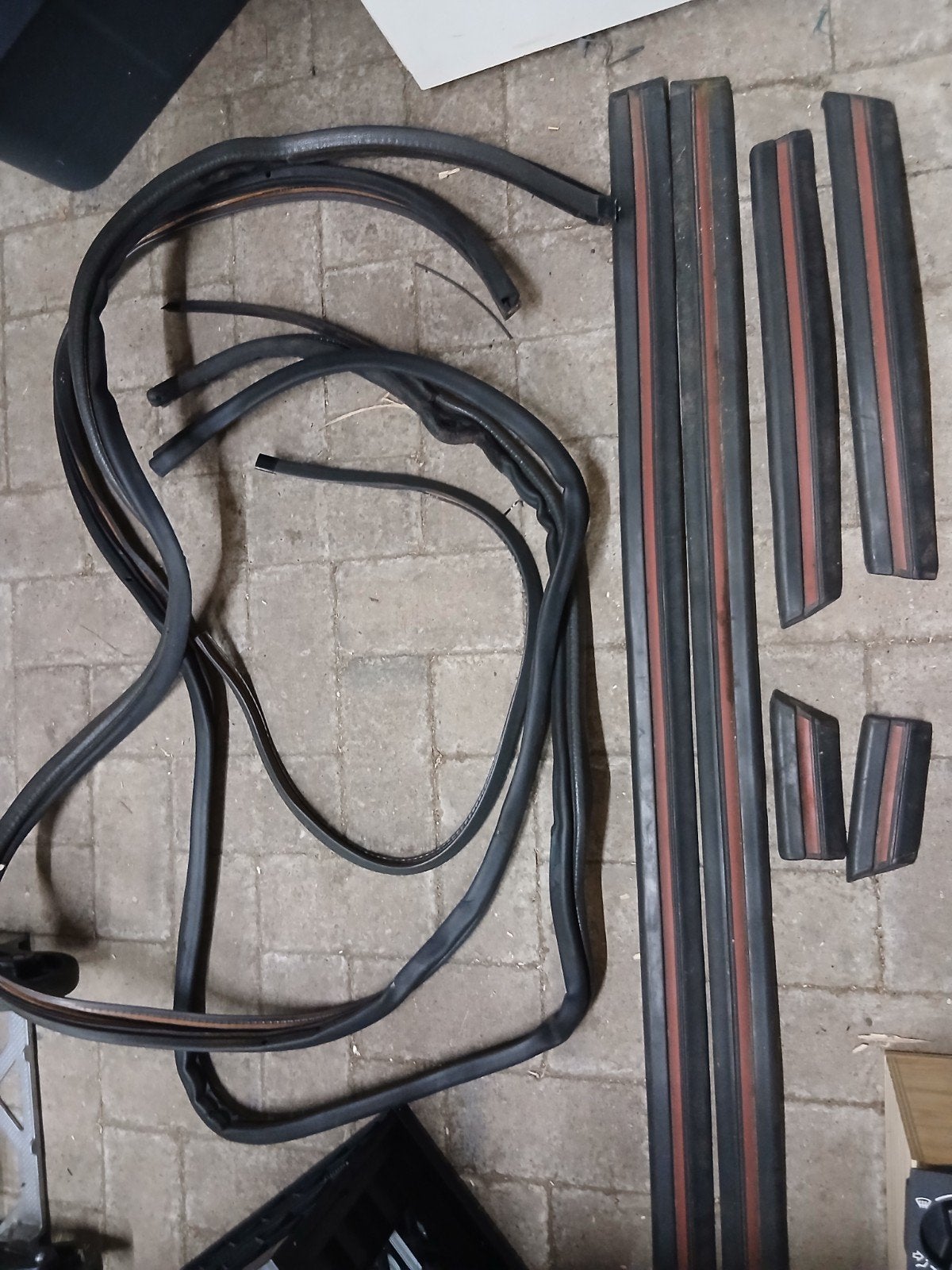 Rubbers en zijbumpers Peugeot 205 Accent (complete set), Ophalen of Verzenden, Gebruikt, Peugeot