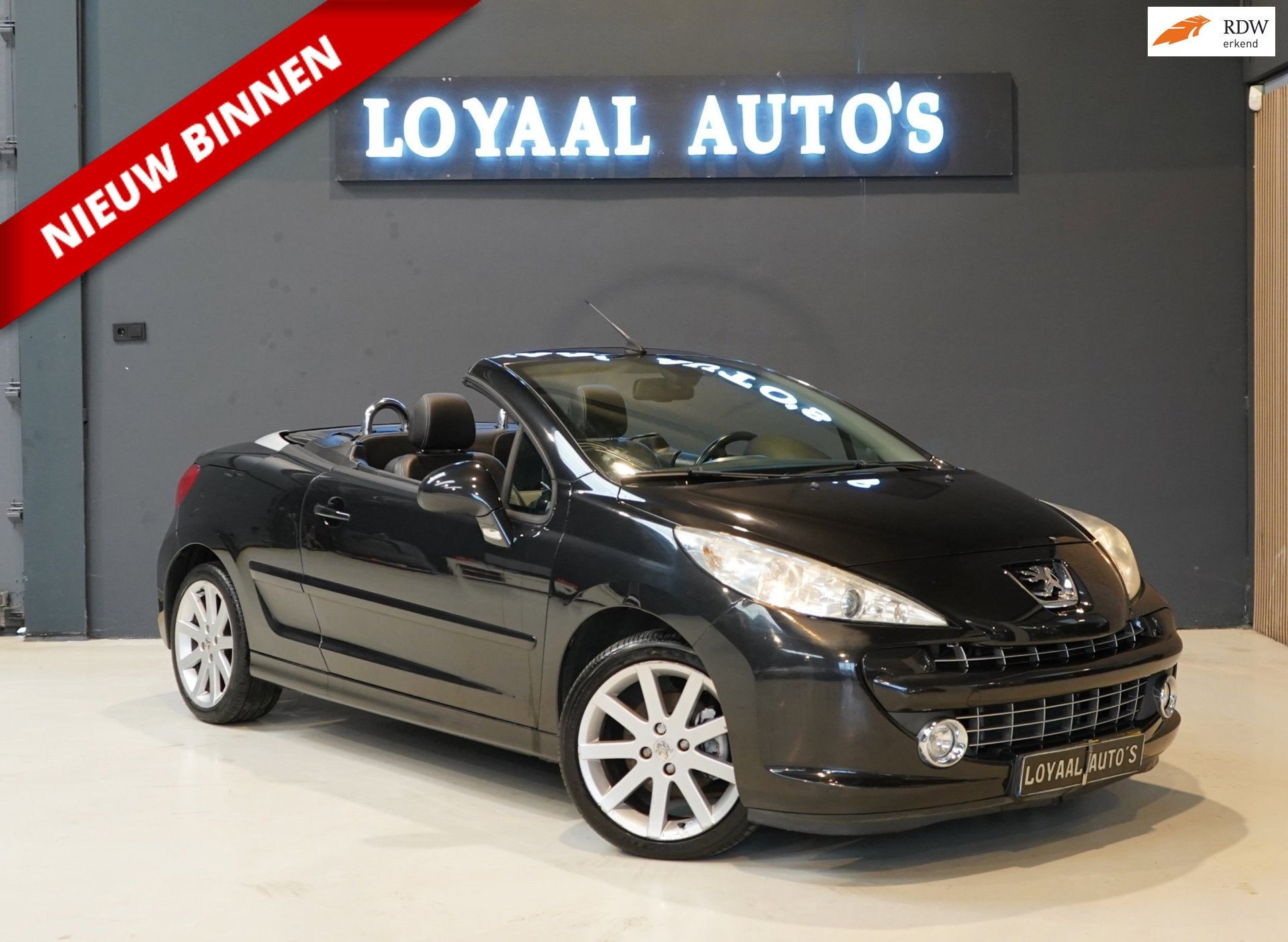 Peugeot 207 CC 1.6 VTi | STOELVERW. | AIRCO | APK, Auto's, Voorwielaandrijving, 15 km/l, Gebruikt, 4 cilinders