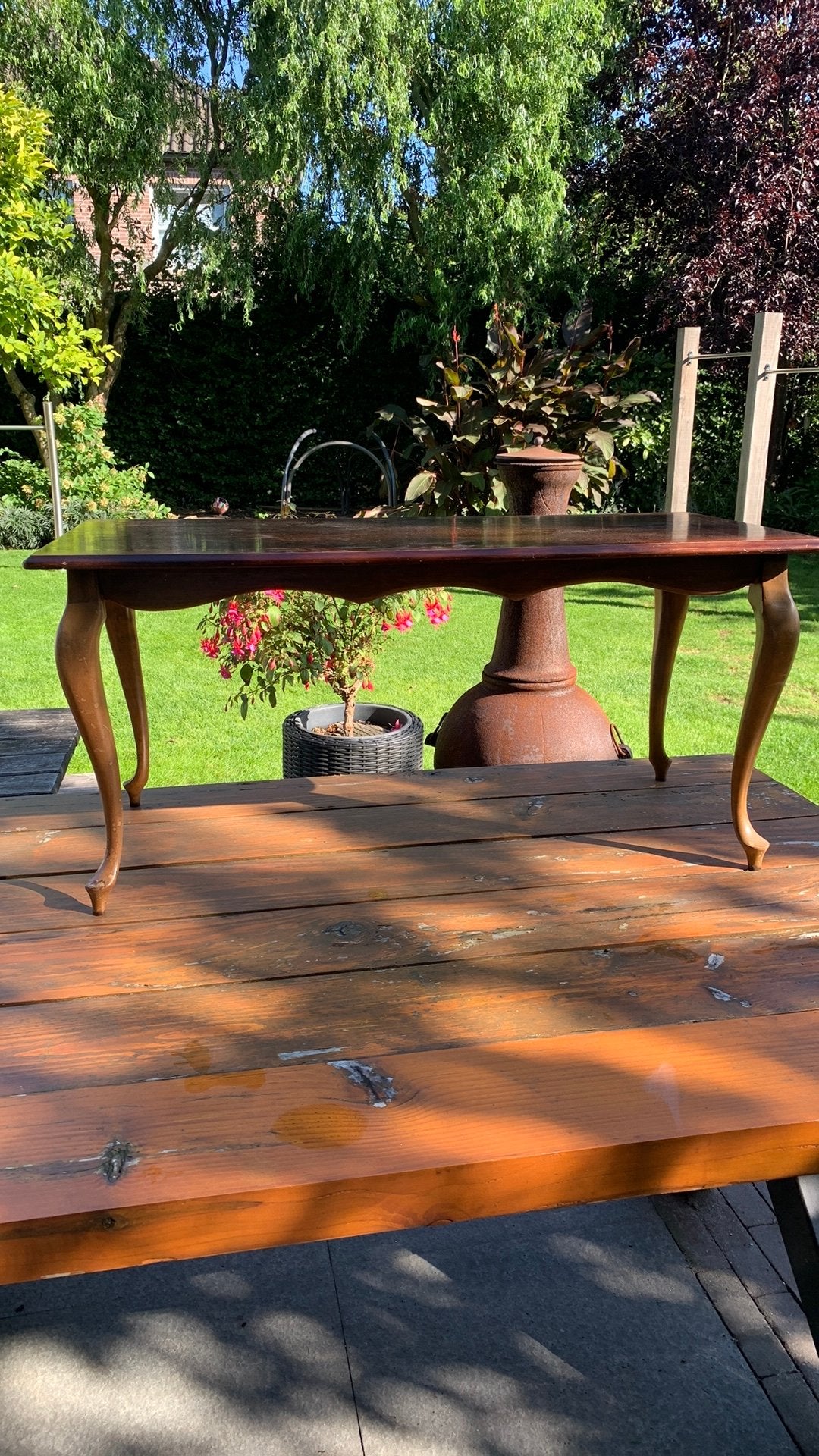 Notenhouten antieke salontafel, Antiek en Kunst, Ophalen