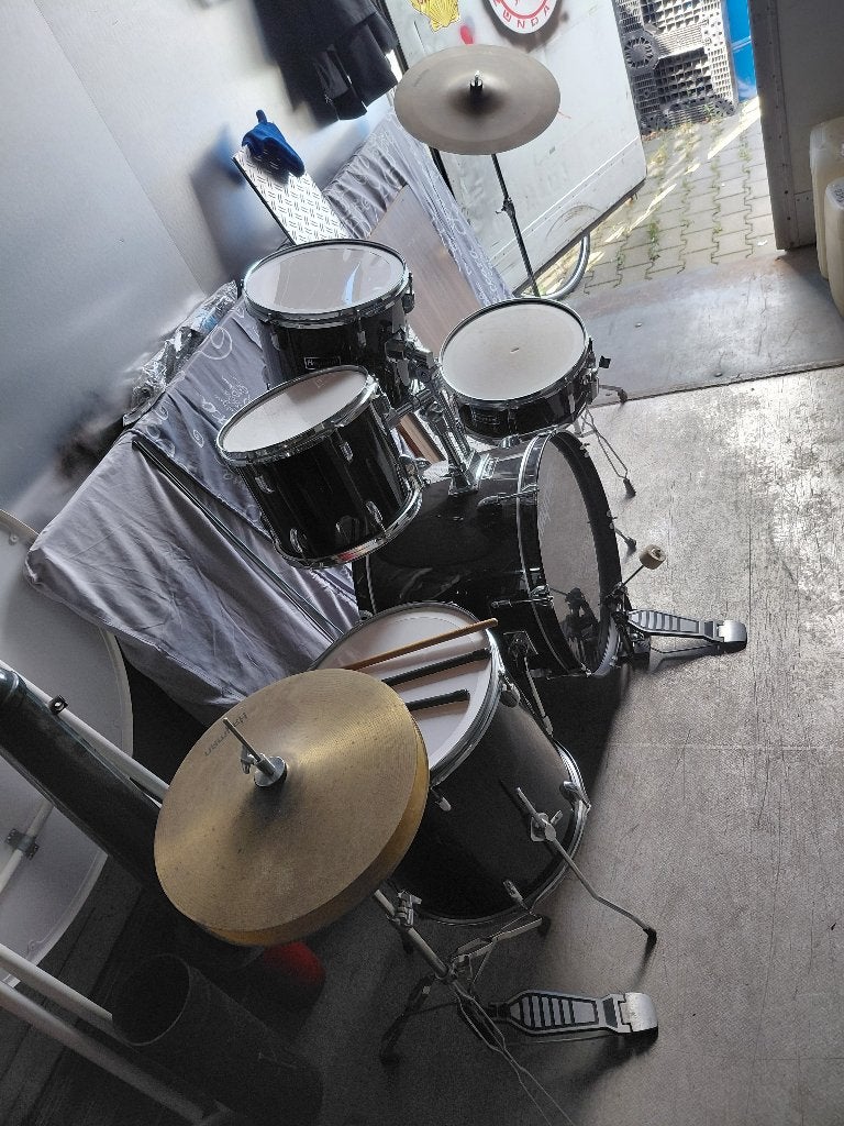 drumstel  lakzwart gitaar cd, Ophalen, Zo goed als nieuw, Overige merken