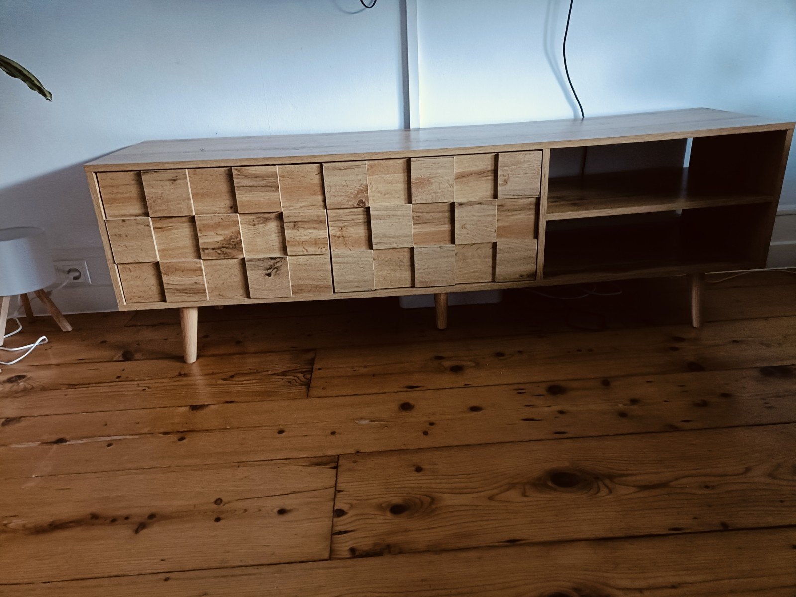 Lowboard TV-meubel met uniek 3D-patroon, 160 cm breed, Ophalen, Modern, Scandinavisch, 150 tot 200 cm, Zo goed als nieuw