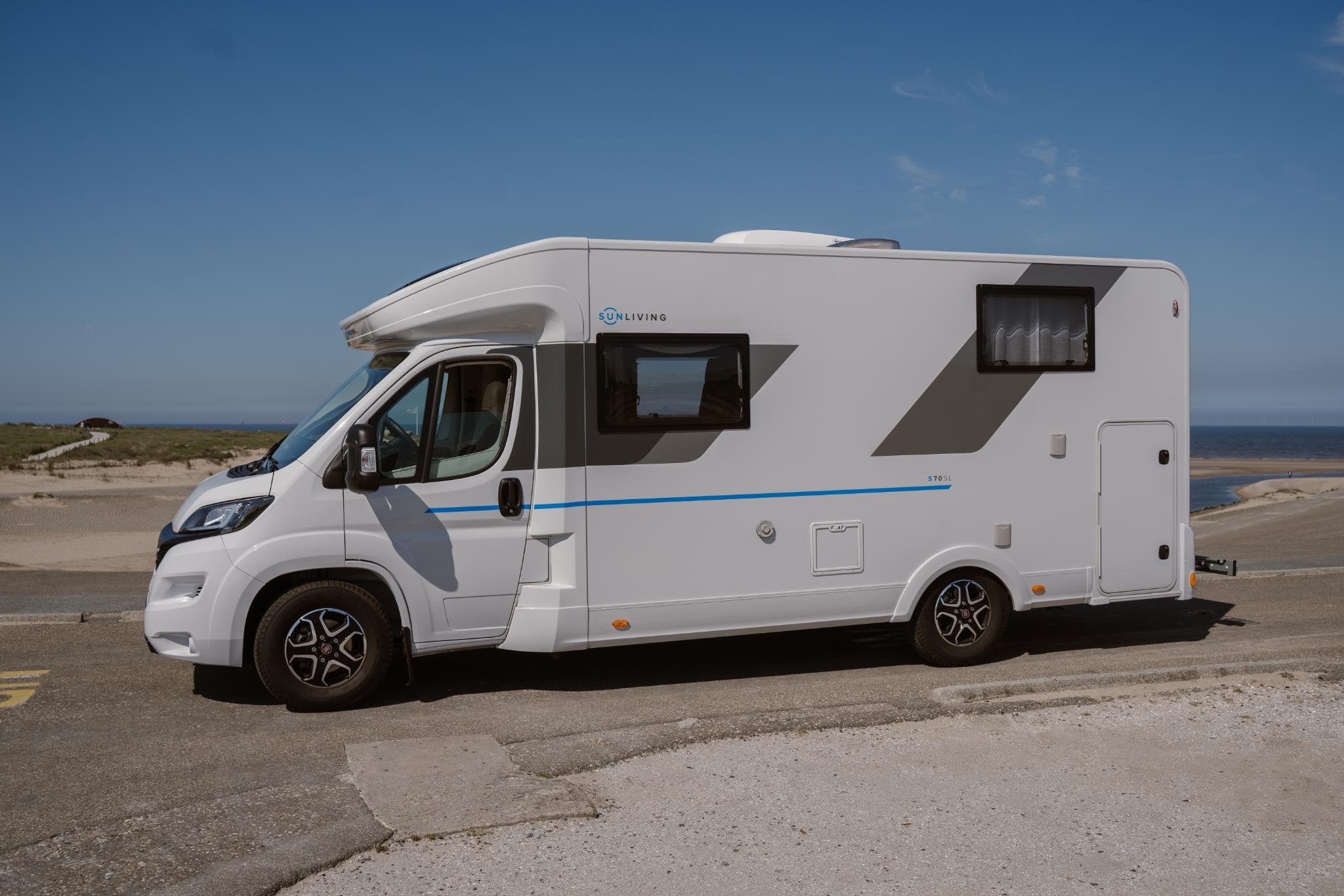 Fiat Sun Living S70SL AUTOMAAT / AIRCO, Automaat, Lemelerbergweg 12
1101AJ  Amsterdam, NL, Startonderbreker, Verwarmde buitenspiegels
