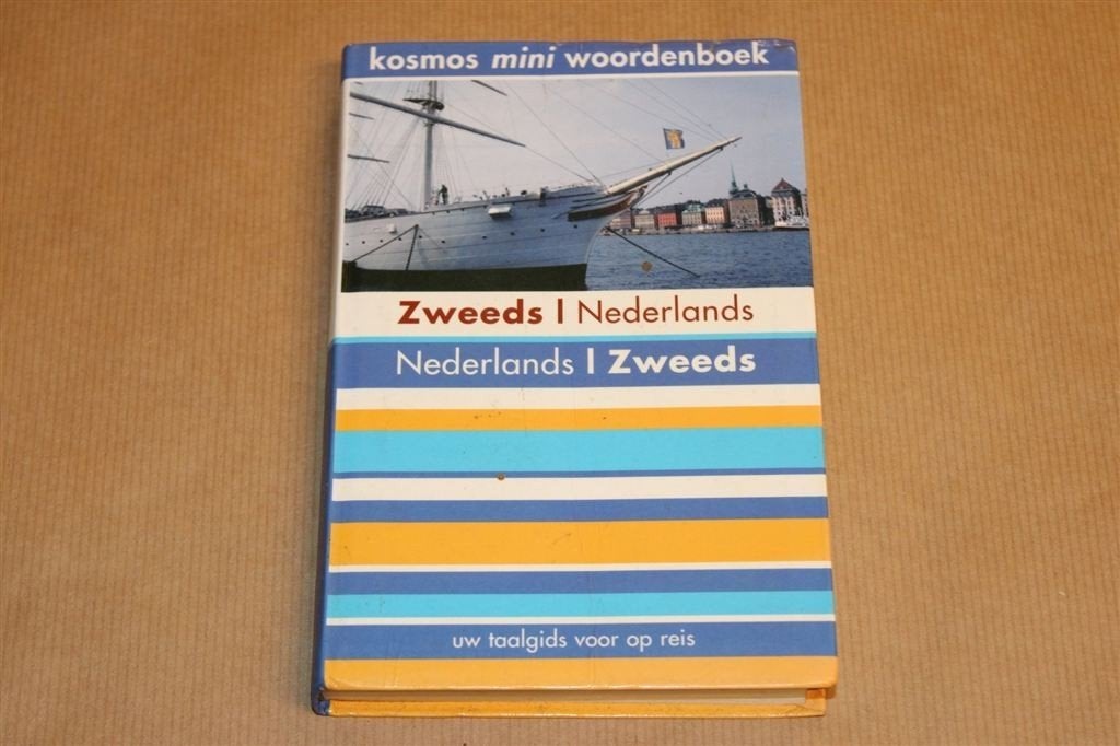 Zweeds–Nederlands — Kosmos Mini Woordenboek — 10.000 Woorden, Ophalen of Verzenden, Gelezen, Van Dale