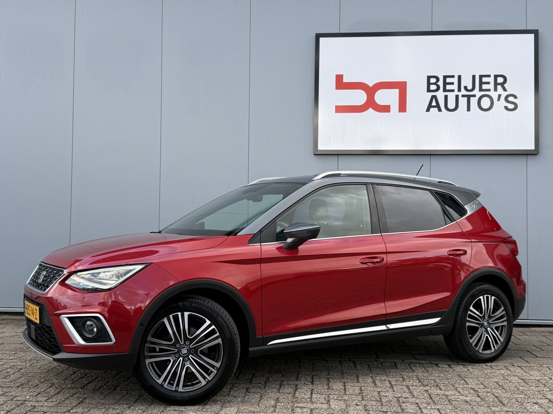 SEAT Arona 1.0 TSI Xcellence Launch Edition Carplay/Camera/1, Auto's, Voorwielaandrijving, Stof, Gebruikt, 540 kg
