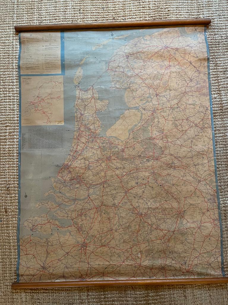 Oude wandkaart van Nederland - Vintage schoolkaart, Ophalen of Verzenden, Aardrijkskunde