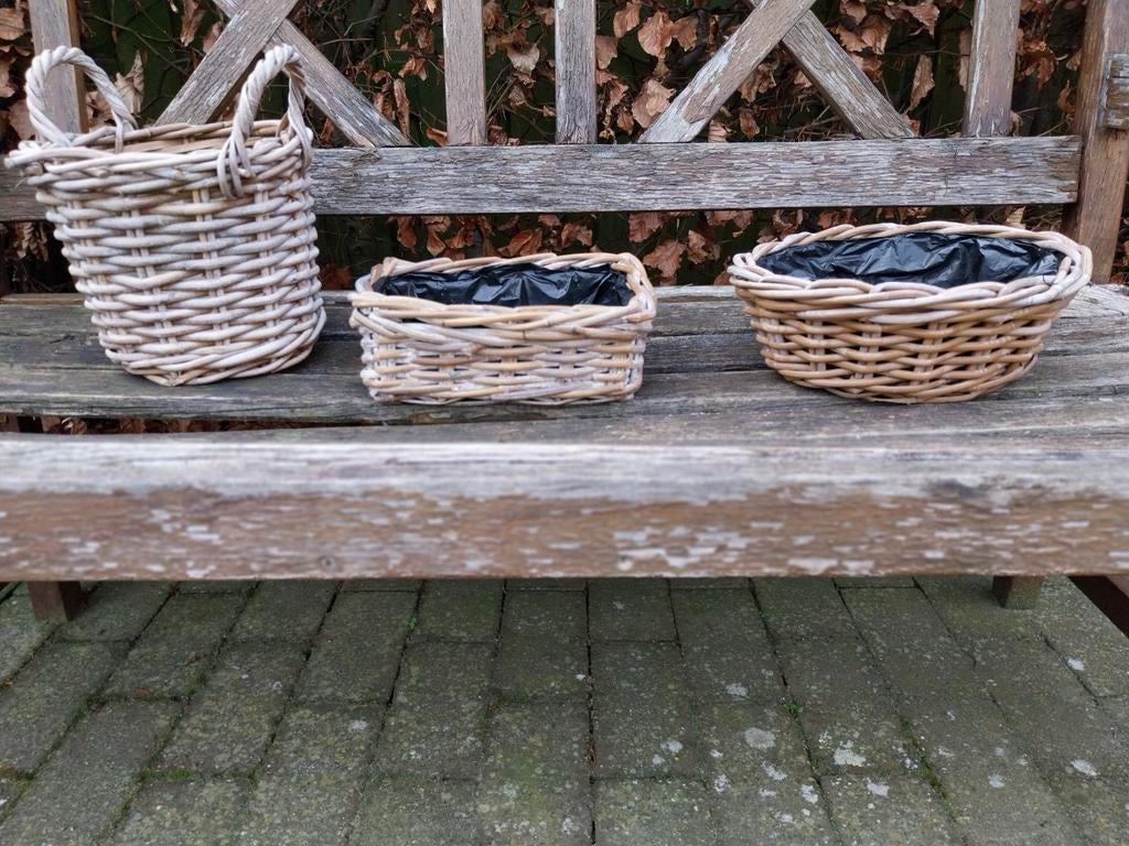BLOEMPOTTEN ZGAN, Minder dan 30 cm, Rond, Ophalen of Verzenden, Zo goed als nieuw