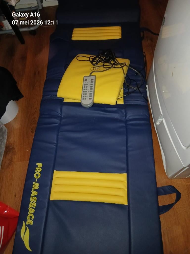 Massagemat, Ophalen, Zo goed als nieuw, Massagestoel of Kussen