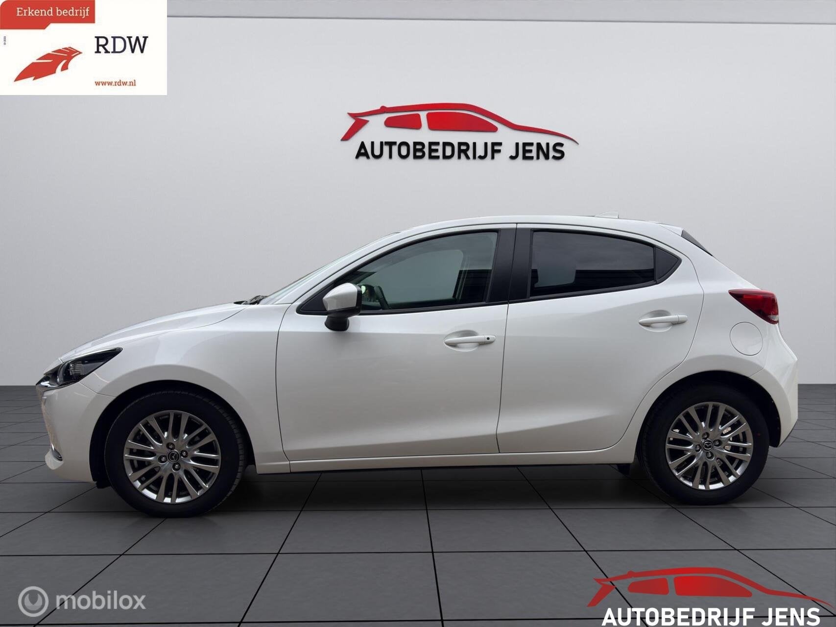 Mazda 2 1.5 Skyactiv-G Luxury|OKINAMI uitvoering, Auto's, Mazda, 1005 kg, Gebruikt, Euro 6, 4 cilinders