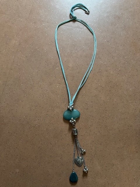 Ketting 4, Sieraden, Tassen en Uiterlijk, Kettingen, Nieuw, Ophalen of Verzenden, Groen, Overige materialen