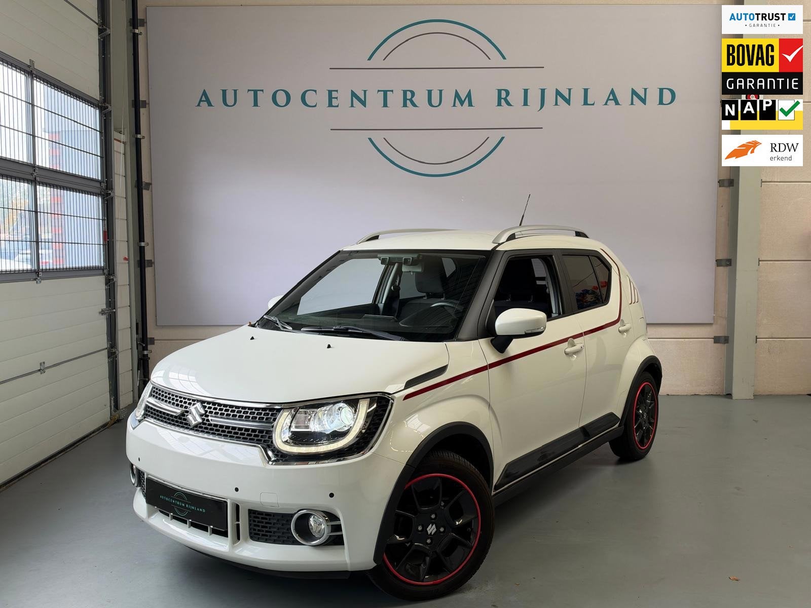 Suzuki Ignis 1.2 Stijl Automaat, Navi, Camera, Carplay, Park, Dealer onderhouden, 4 cilinders, Wit, Origineel Nederlands
