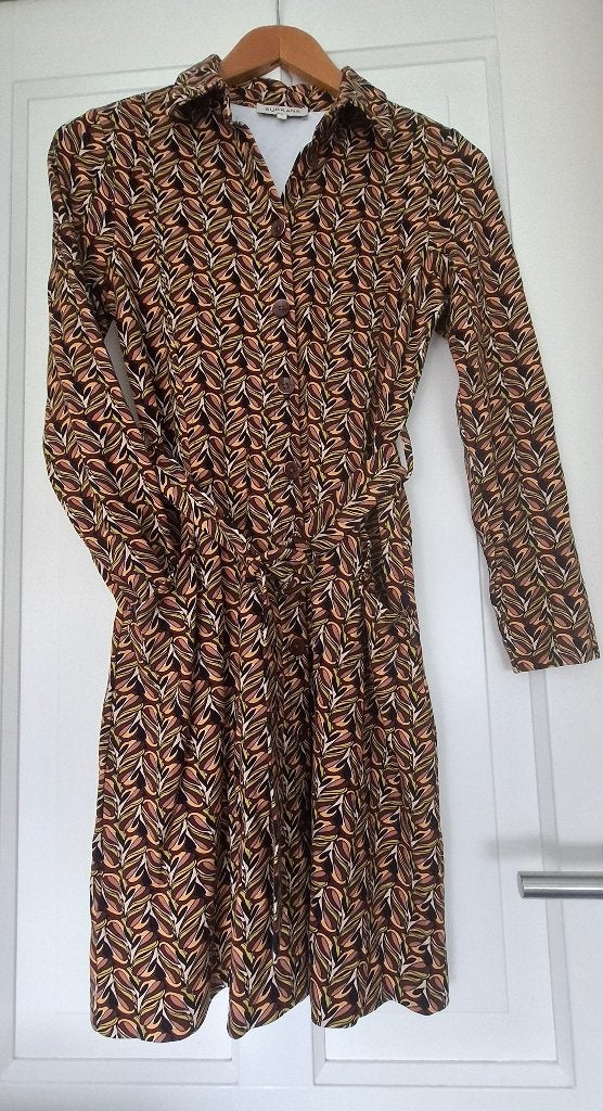 Nooit gedragen Surkana jurk maat S, Kleding | Dames, Ophalen, Bruin, Nieuw, Knielengte