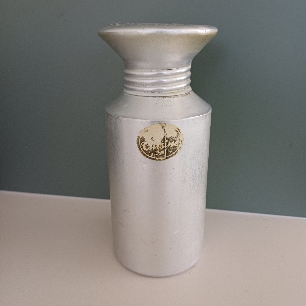 Aluminium zoutstrooier, Onbekend, Ophalen of Verzenden, Onbekend, Onbekend