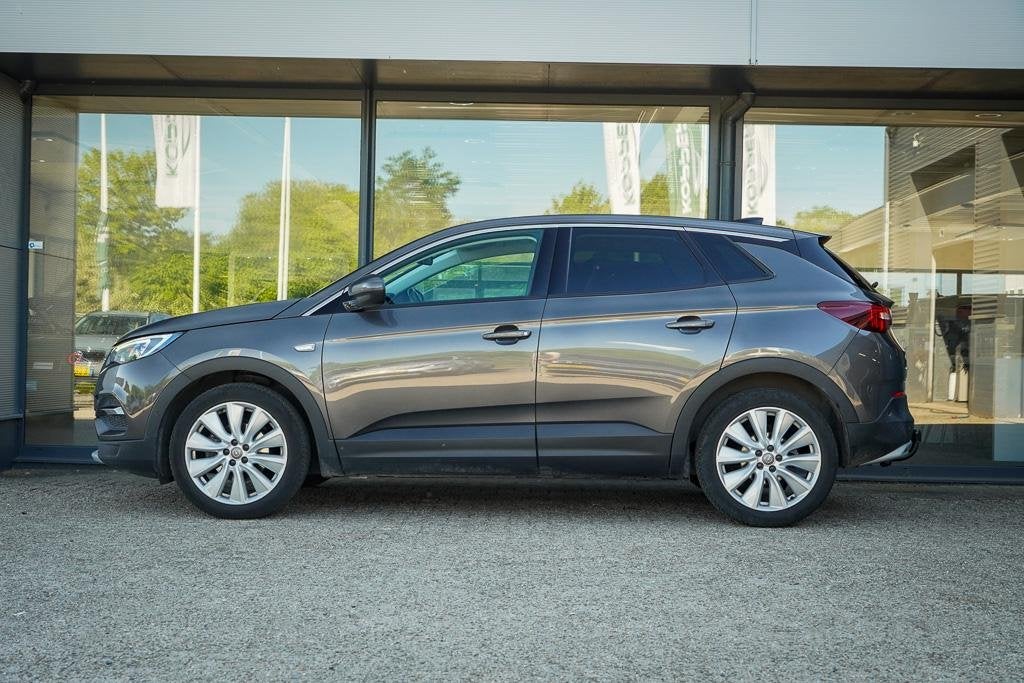 Opel Grandland X 1.2 Turbo Business Executive / Leder / Trek, Auto's, Voorwielaandrijving, Gebruikt, Euro 6, Bedrijf