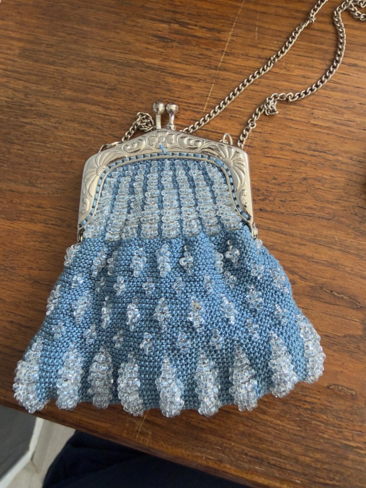 Antiek kralen portemonneetje - Blauw met zilveren sluiting, Ophalen of Verzenden