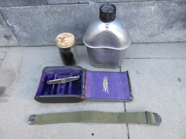 Leuk Amerikaans lot (veldfles , Coffee , riempje etc), Ophalen of Verzenden, Nederland