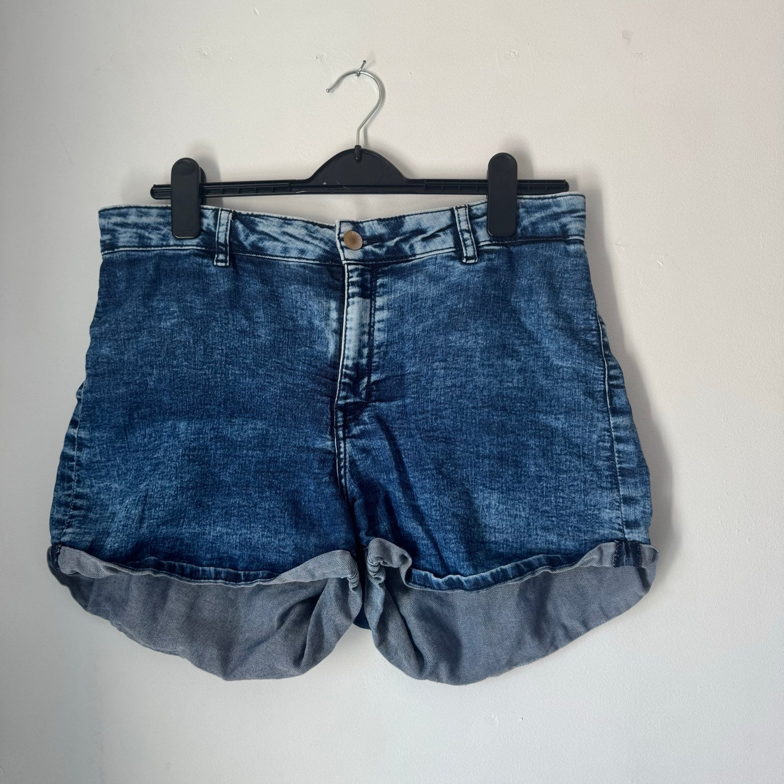 H&M Divided Denim Shorts Maat 42, Kort, Blauw, Maat 42/44 (L), Ophalen of Verzenden