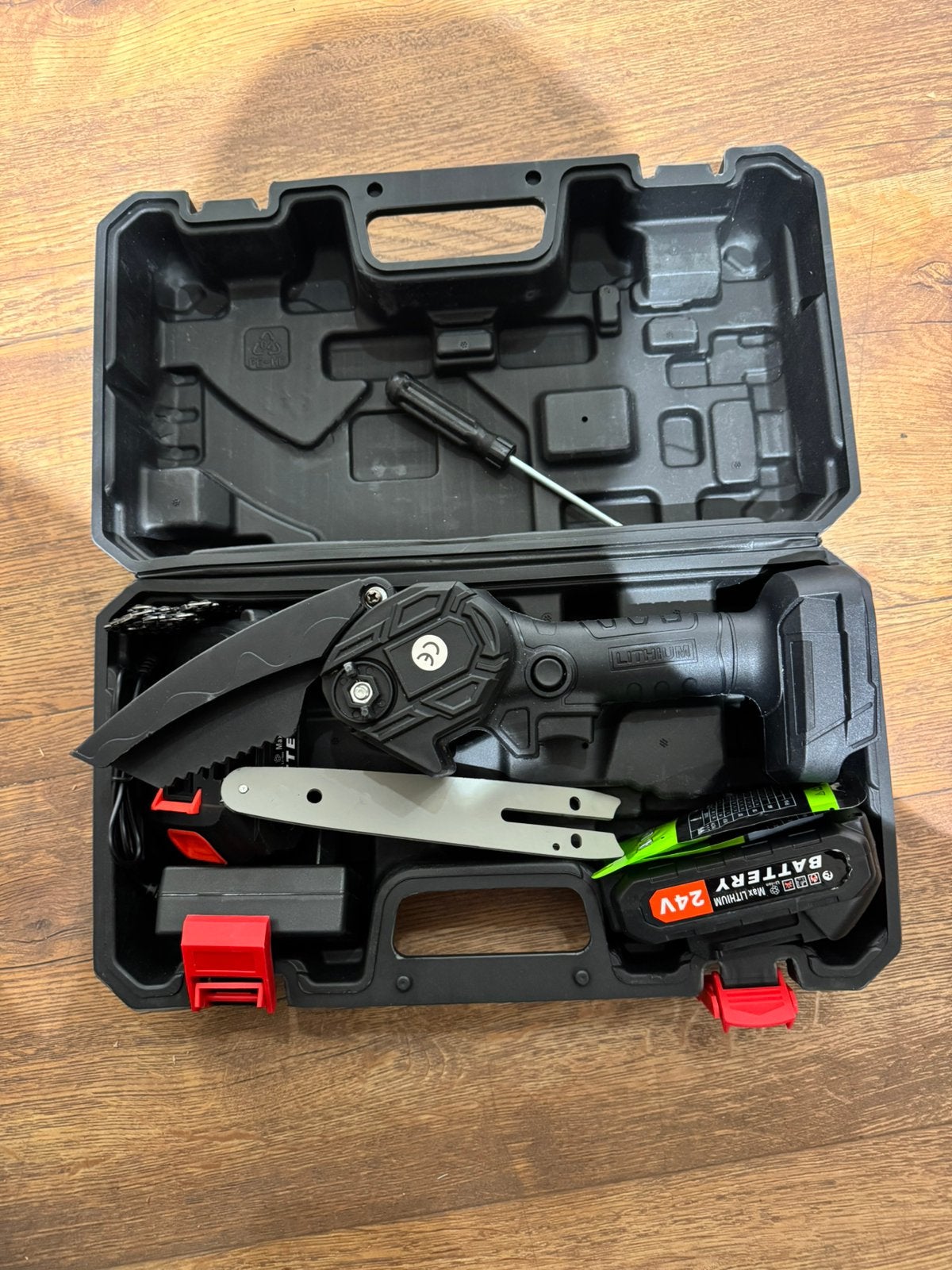 Mini zaagmachine, Ophalen of Verzenden, Zo goed als nieuw, Minder dan 600 watt, 30 tot 70 mm